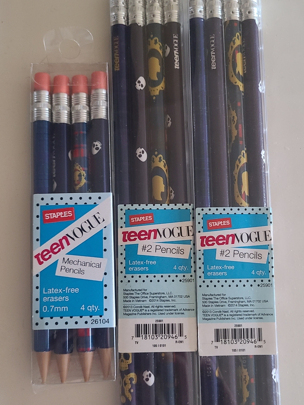 Envogue TeenVogue Pencil Party Pack in Navy with Coral Erasers